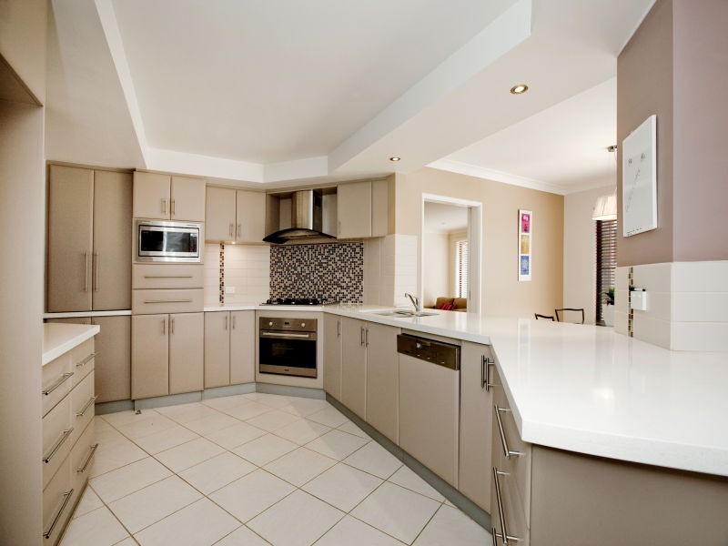 26 Carlow Circle, Waterford WA 6152