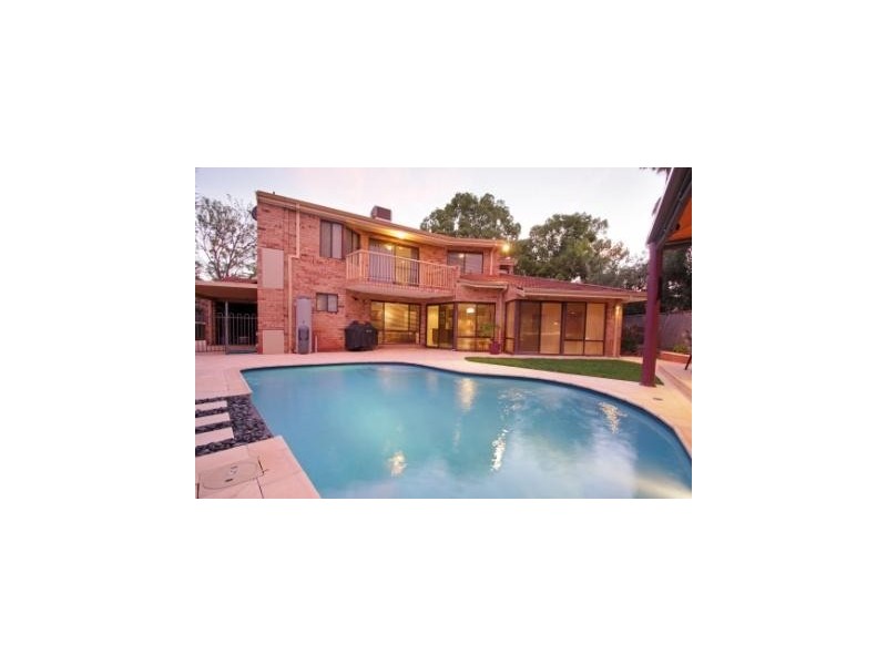 26 Carlow Circle, Waterford WA 6152