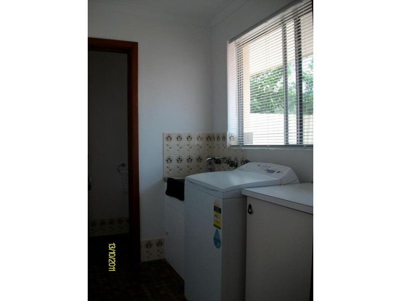 10 Saunders Street, Como WA 6152