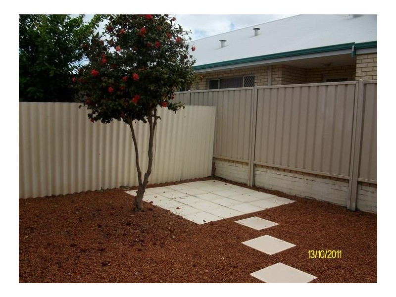 10 Saunders Street, Como WA 6152