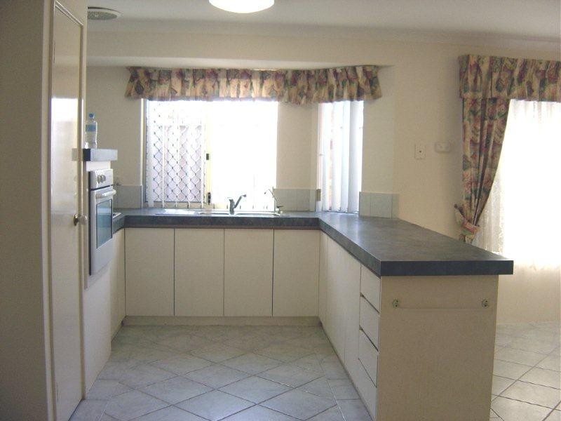 5/5 Pearl Road, Cloverdale WA 6105