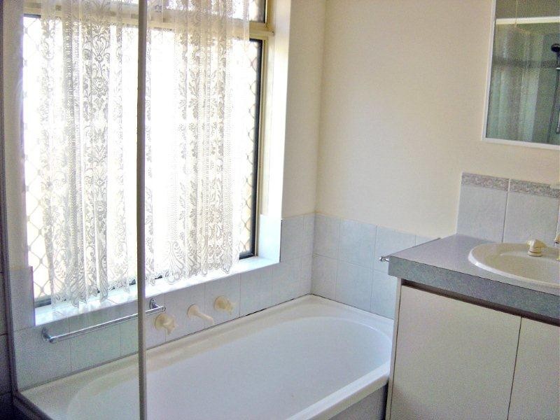 5/5 Pearl Road, Cloverdale WA 6105