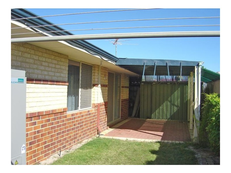 5/5 Pearl Road, Cloverdale WA 6105