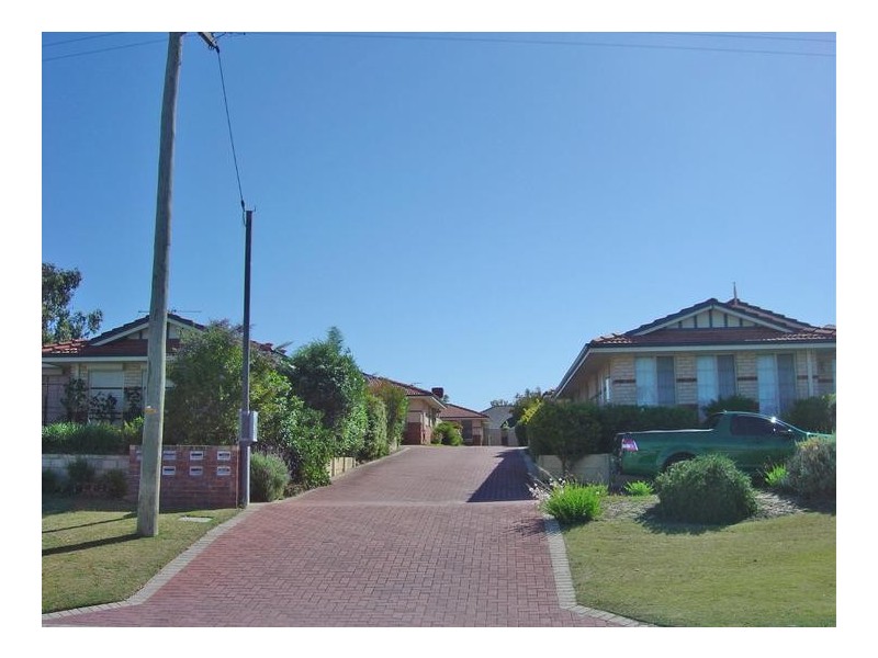 5/5 Pearl Road, Cloverdale WA 6105