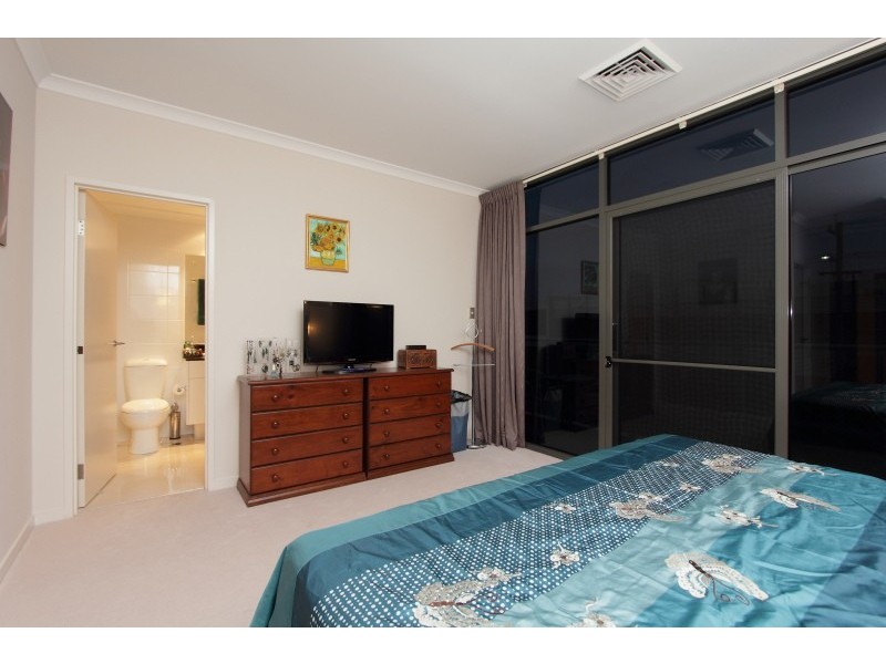 1/8 Hordern Street, Victoria Park WA 6100