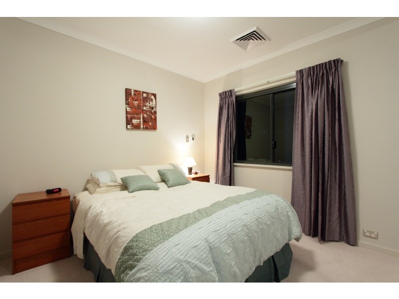 1/8 Hordern Street, Victoria Park WA 6100