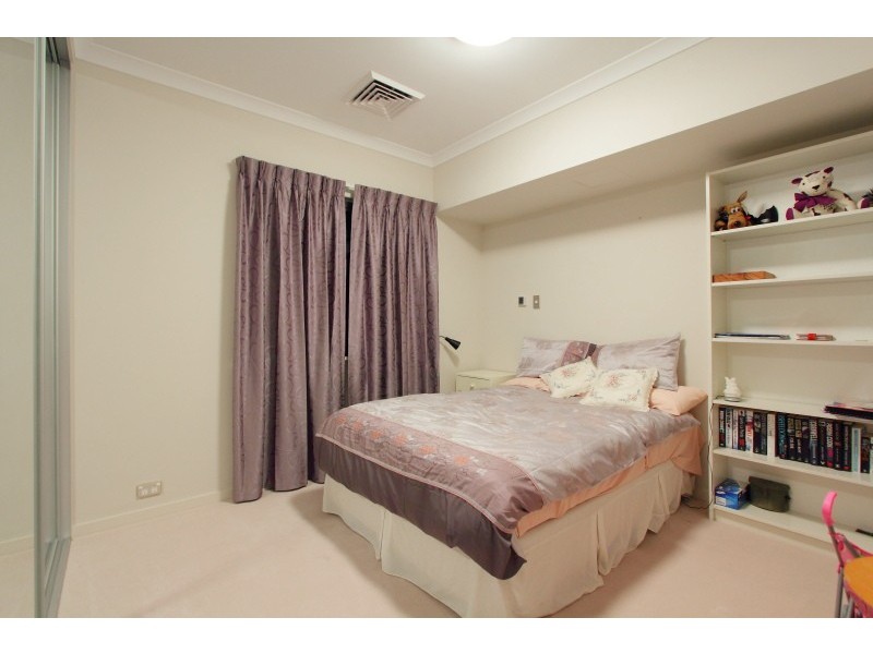 1/8 Hordern Street, Victoria Park WA 6100