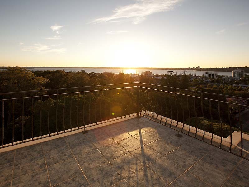 7/146A Mill Point Road, South Perth WA 6151