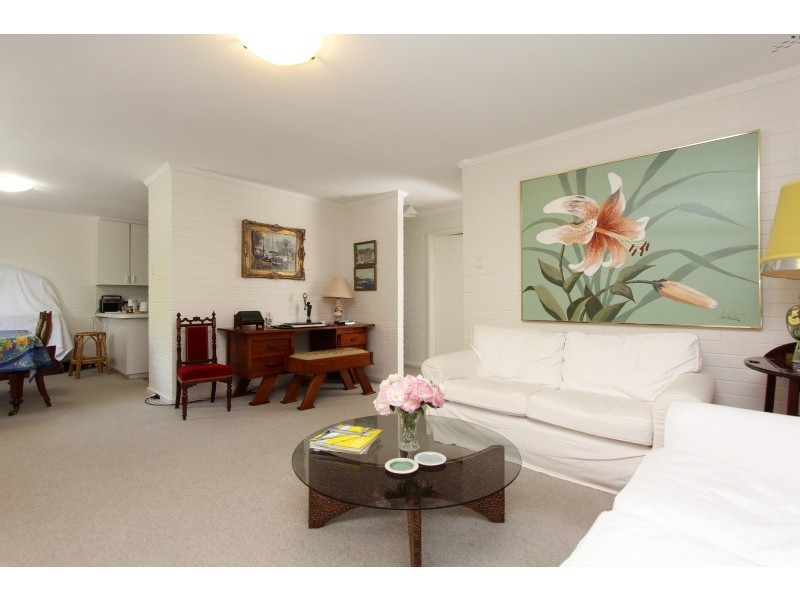 4/151 Fairway, Crawley WA 6009