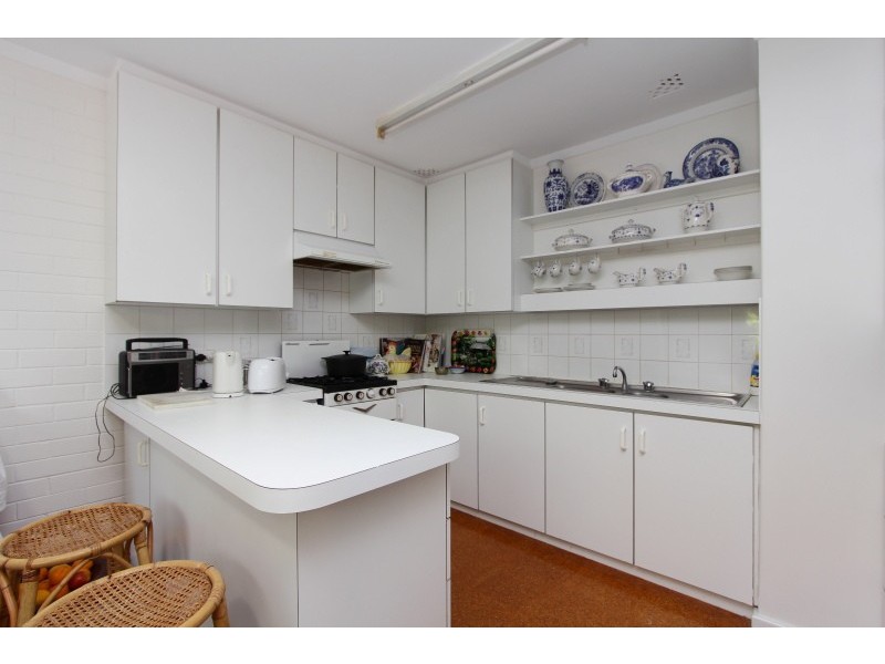 4/151 Fairway, Crawley WA 6009