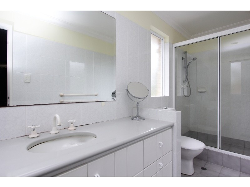 2/3 Hazel Street, Como WA 6152