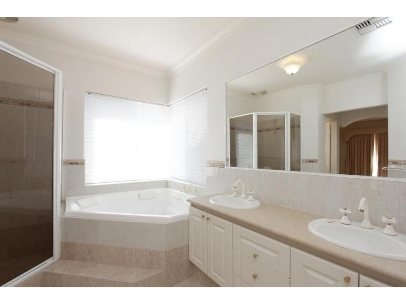 23A Henley Road, Mount Pleasant WA 6153