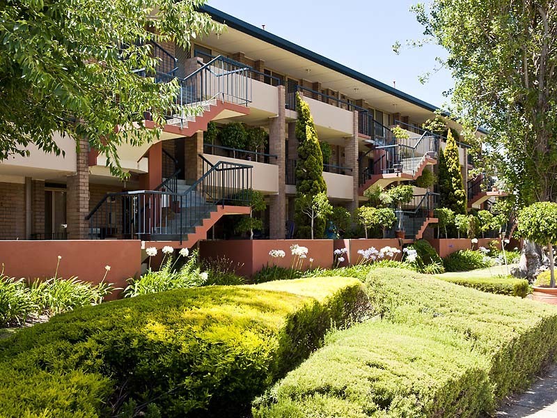 7/2 Stirling Street, South Perth WA 6151