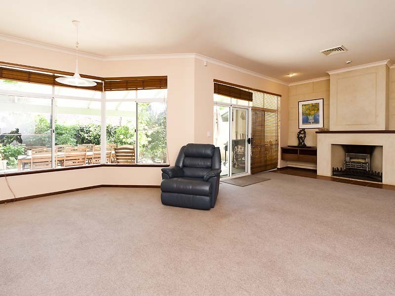 12 Elizabeth Street, South Perth WA 6151