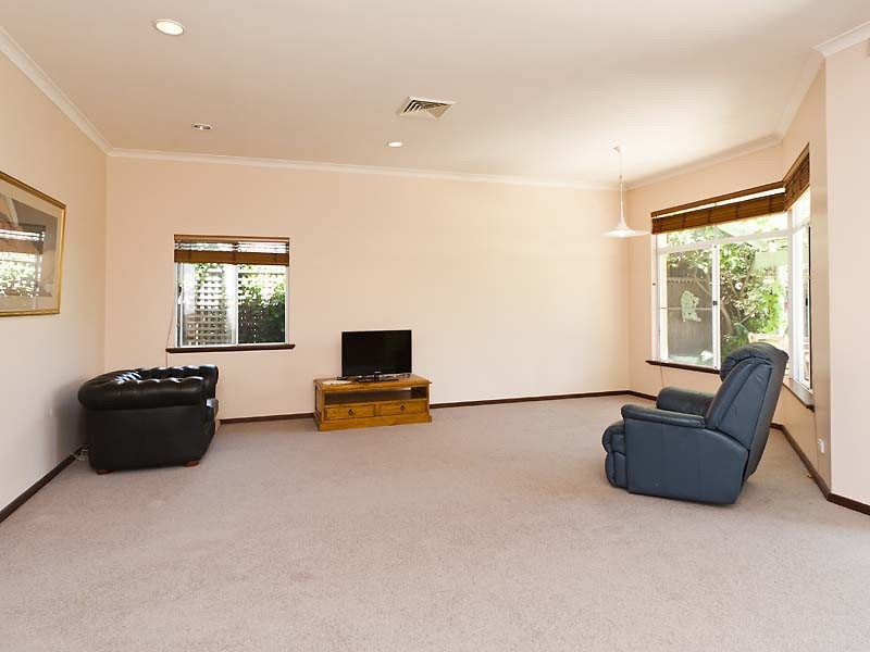 12 Elizabeth Street, South Perth WA 6151