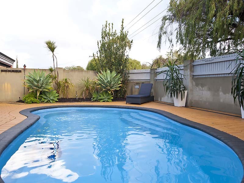 4 Anketell Street, Kensington WA 6151
