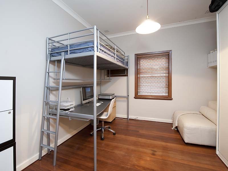 4 Anketell Street, Kensington WA 6151