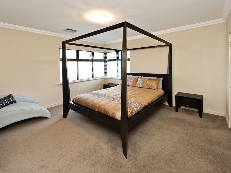 31 Third Avenue, Kensington WA 6151