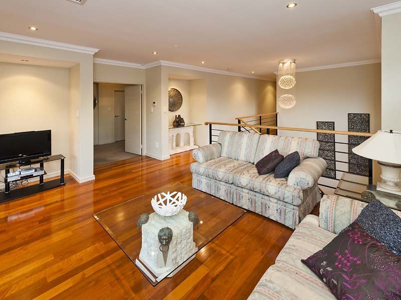 31 Third Avenue, Kensington WA 6151