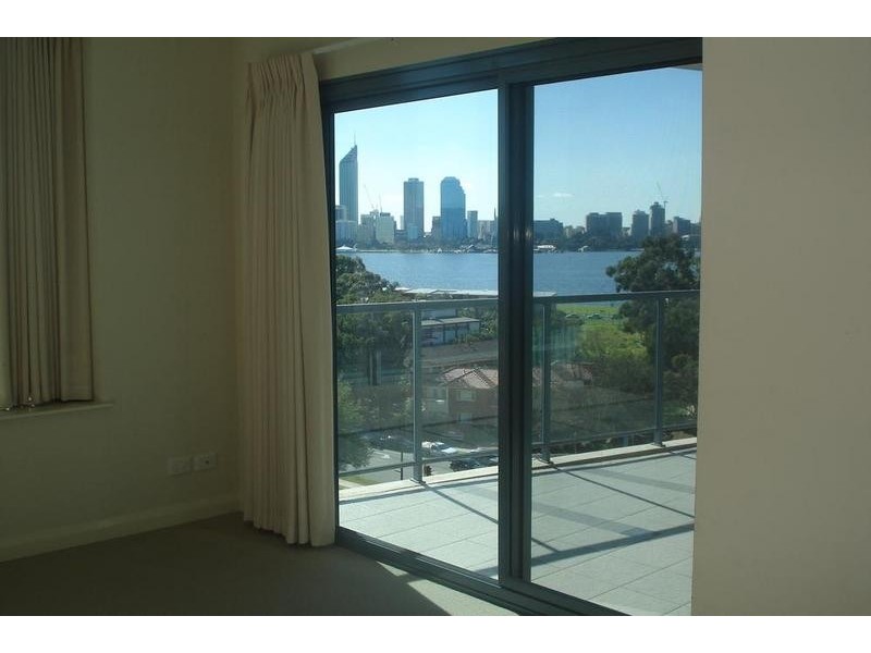 31/19 Bowman Street, South Perth WA 6151