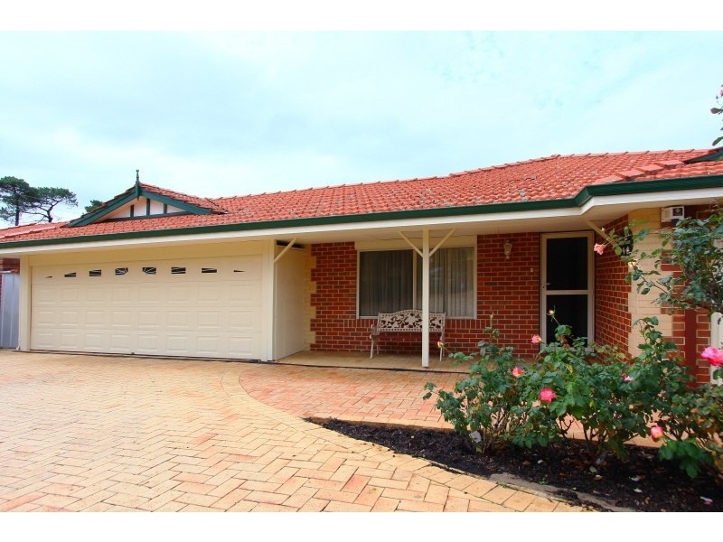 2/71 Henley Street, Manning WA 6152