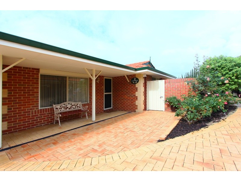 2/71 Henley Street, Manning WA 6152