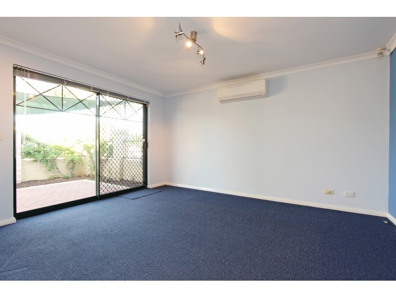 1/67 Upton Street, St James WA 6102