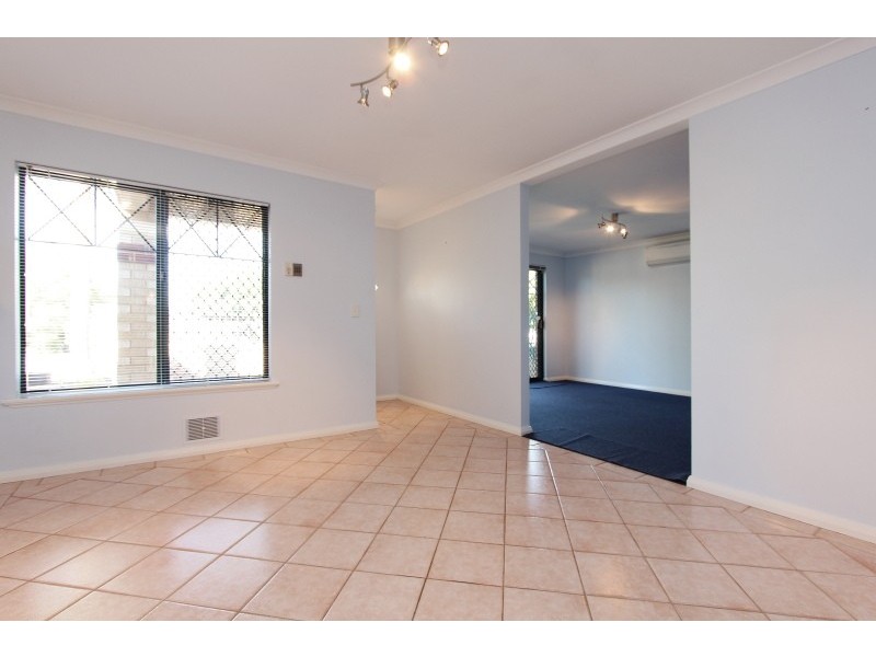 1/67 Upton Street, St James WA 6102