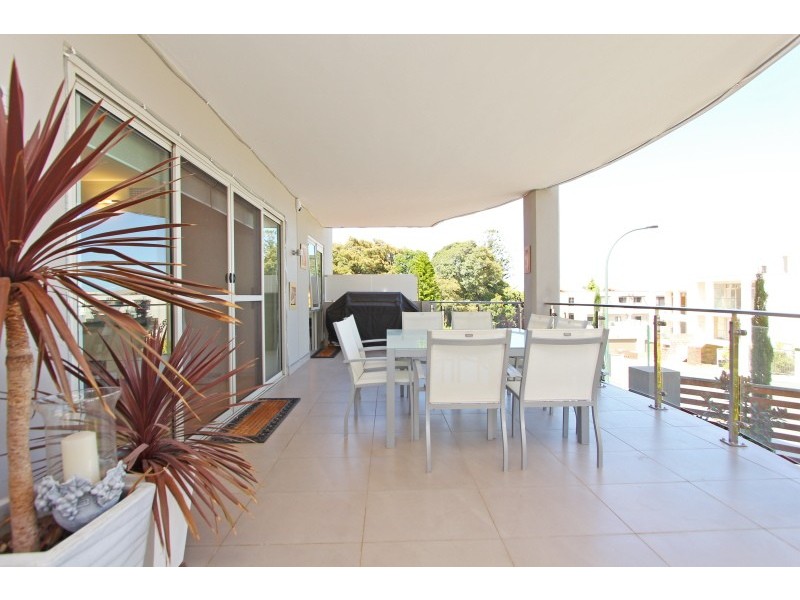 1/6 Parker Street, South Perth WA 6151