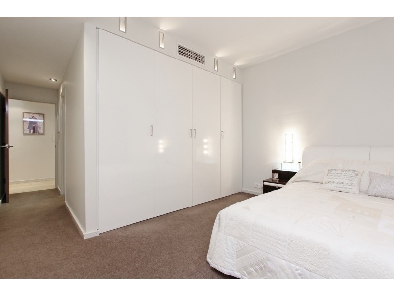 1/6 Parker Street, South Perth WA 6151