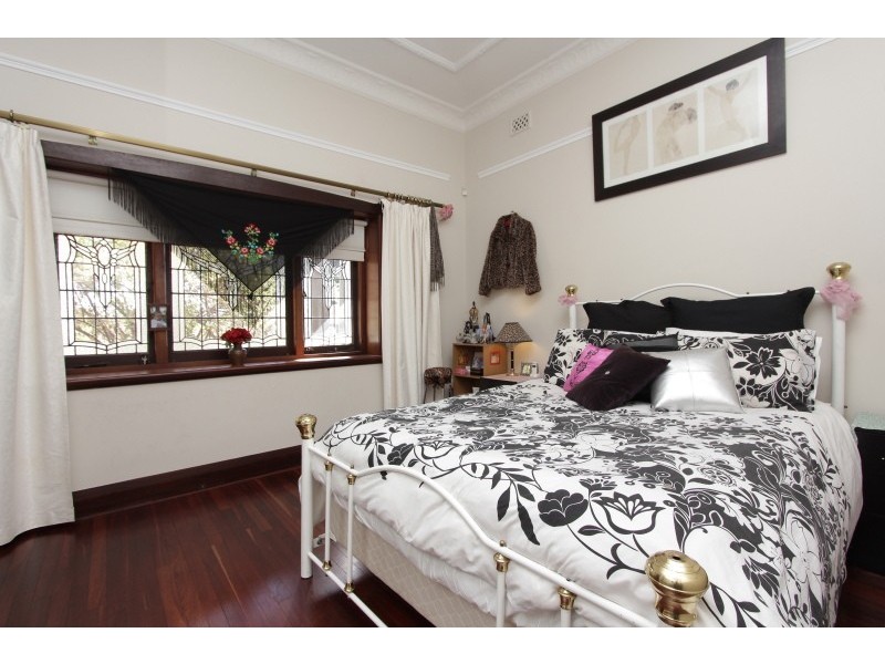 7 Courthope Street, Kensington WA 6151