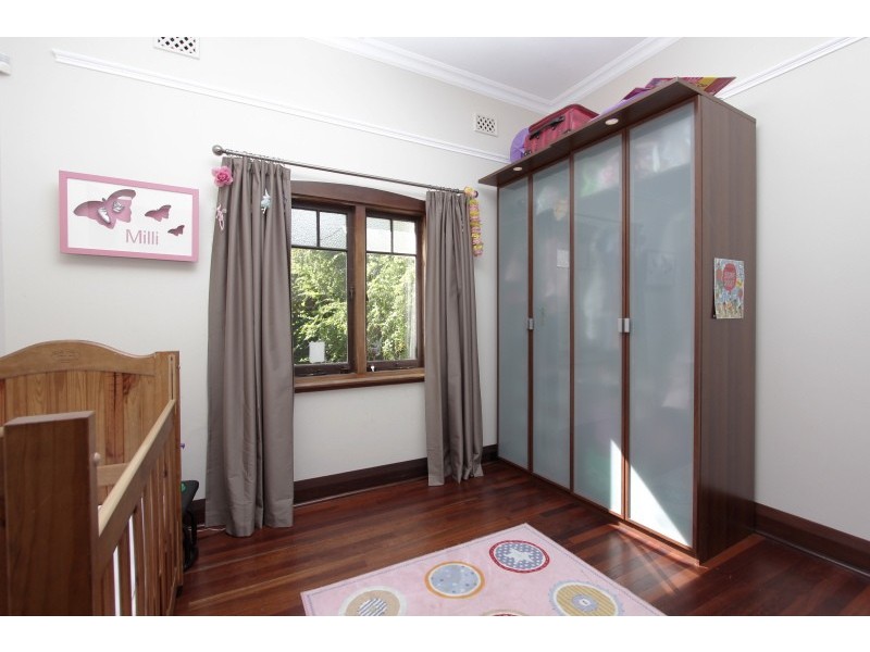 7 Courthope Street, Kensington WA 6151