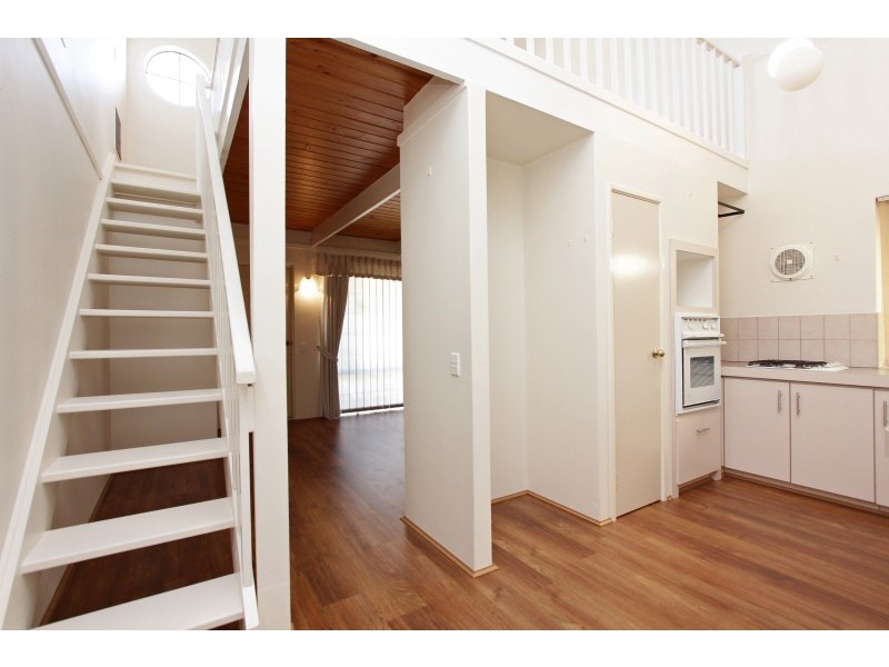 2/101 Beatty Avenue, East Victoria Park WA 6101