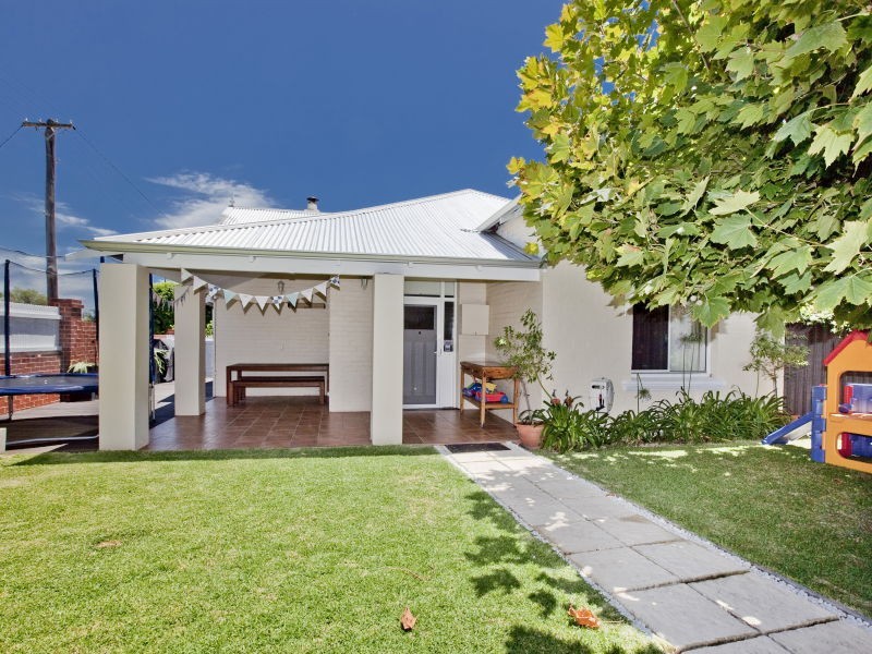 77 McMaster Street, Victoria Park WA 6100