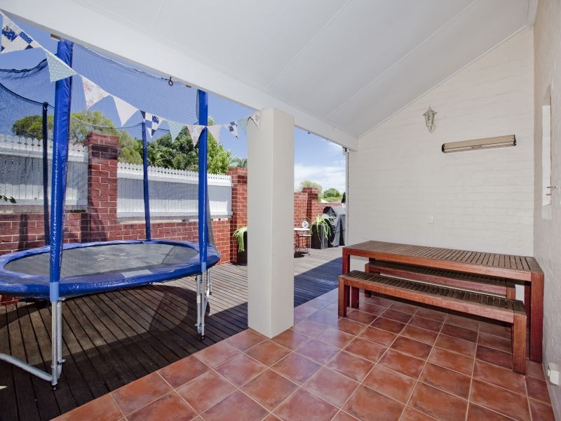 77 McMaster Street, Victoria Park WA 6100