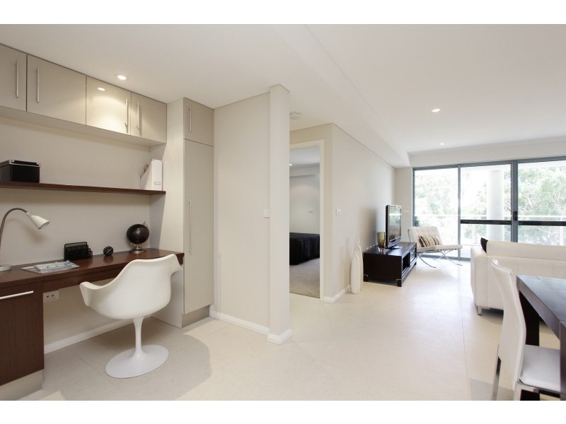 1 Tanunda Drive, Rivervale WA 6103