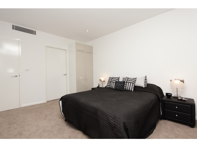 1 Tanunda Drive, Rivervale WA 6103