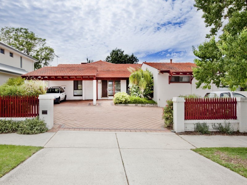 112 Welwyn Avenue, Salter Point WA 6152