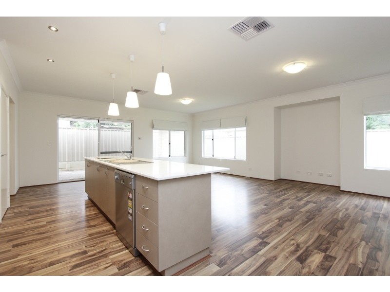 9A Isobel Street, Bentley WA 6102