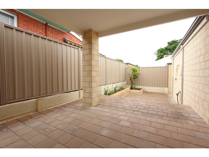 9 Isobel Street, Bentley WA 6102