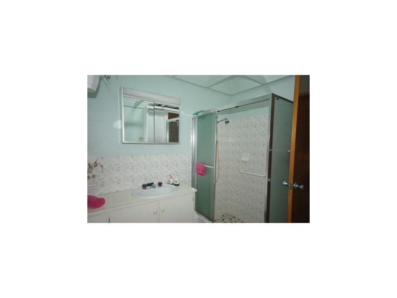 6A Cale Street, Como WA 6152