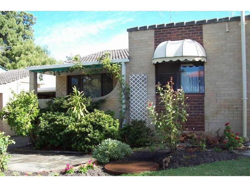 6A Cale Street, Como WA 6152