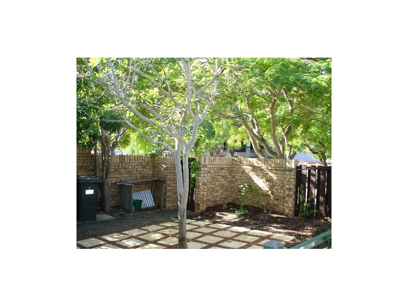 1/3 Strickland Street, South Perth WA 6151