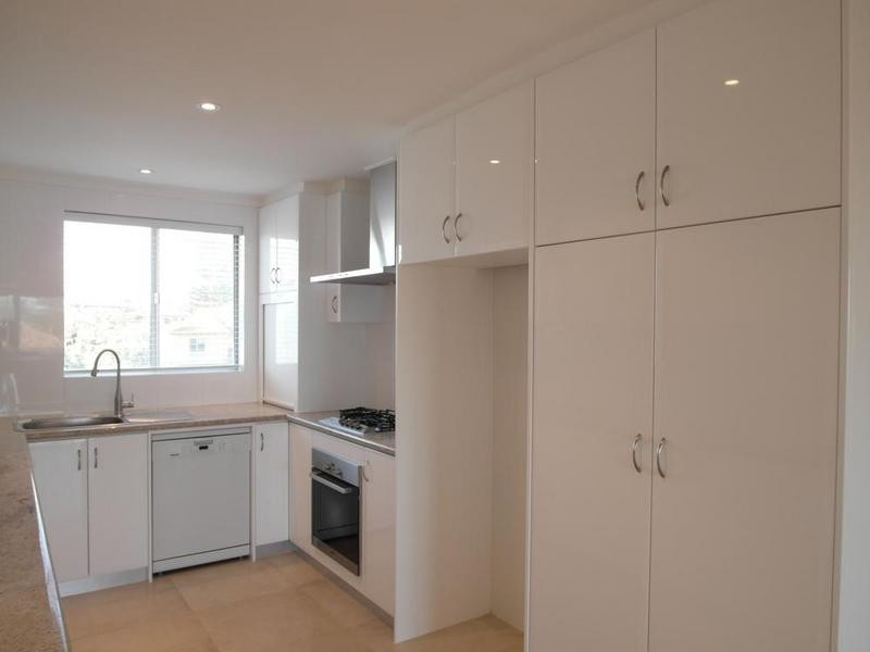 9/58 Marine Parade, Cottesloe WA 6011