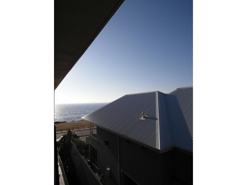 9/58 Marine Parade, Cottesloe WA 6011