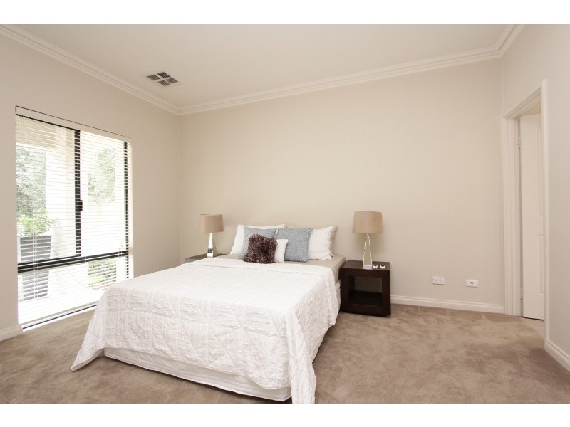 7B Karoo Street, South Perth WA 6151