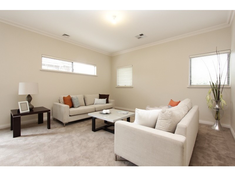 7B Karoo Street, South Perth WA 6151