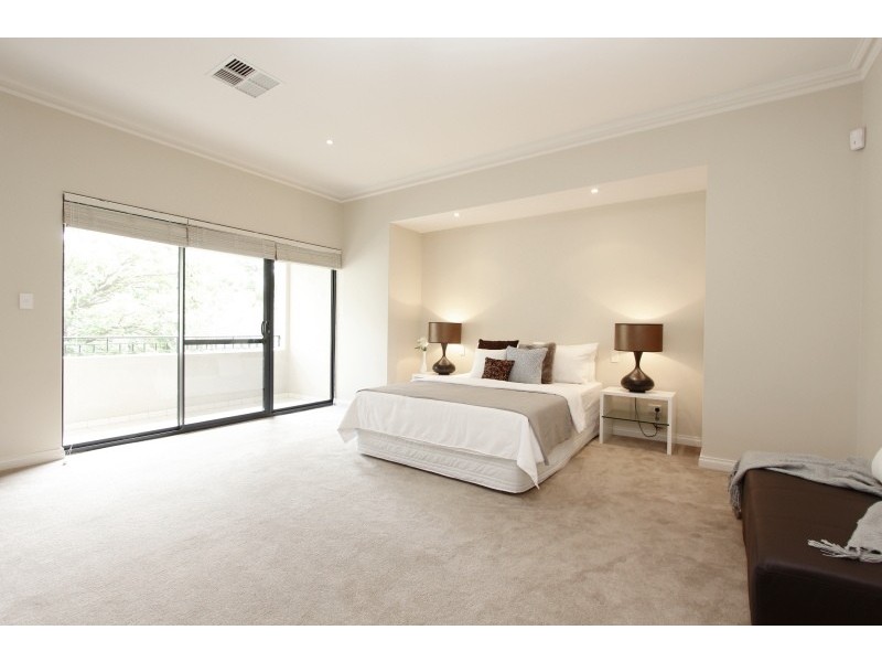 7B Karoo Street, South Perth WA 6151