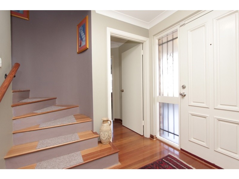 3/12 Robert Street, Como WA 6152