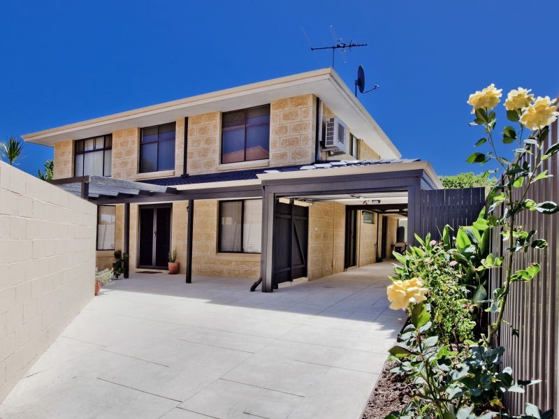 32A Letchworth Centre Avenue, Salter Point WA 6152